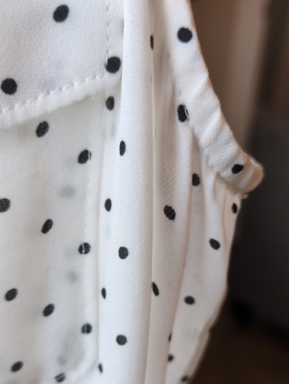 WHBM, Silk White W/ Black Polka Dot Sleeveless Blouse - Picture 10 of 11